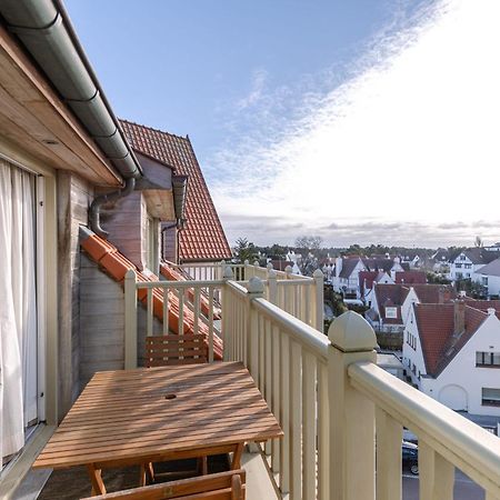 Charming Spacious Duplex Apt With Private Parking In Knokke Lägenhet Exteriör bild